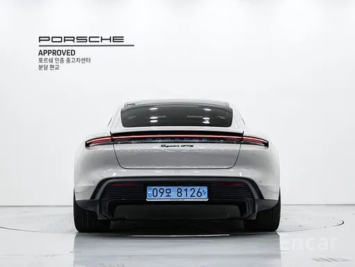 Porsche Taycan 2023