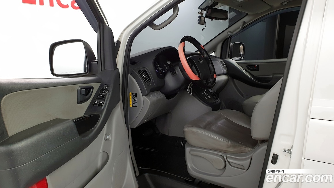Hyundai Grand Starex 2018
