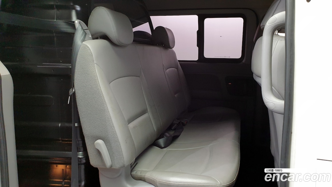 Hyundai Grand Starex 2018