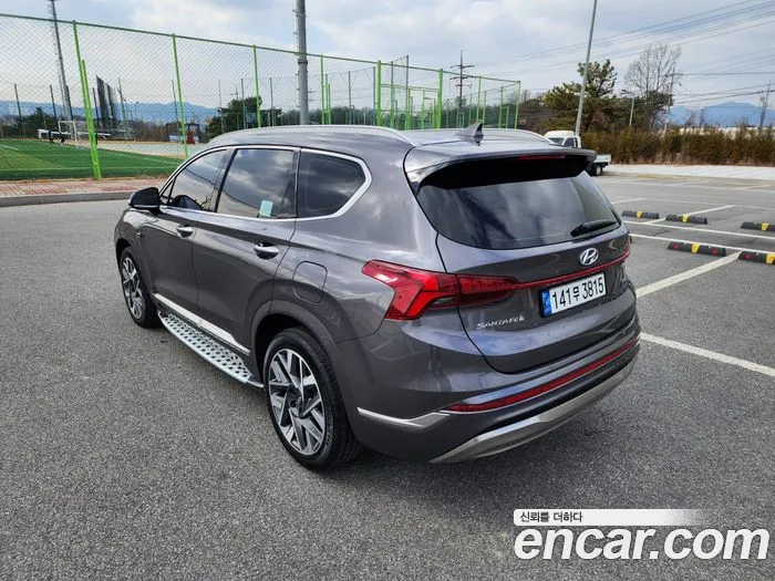Hyundai Santa Fe 2022