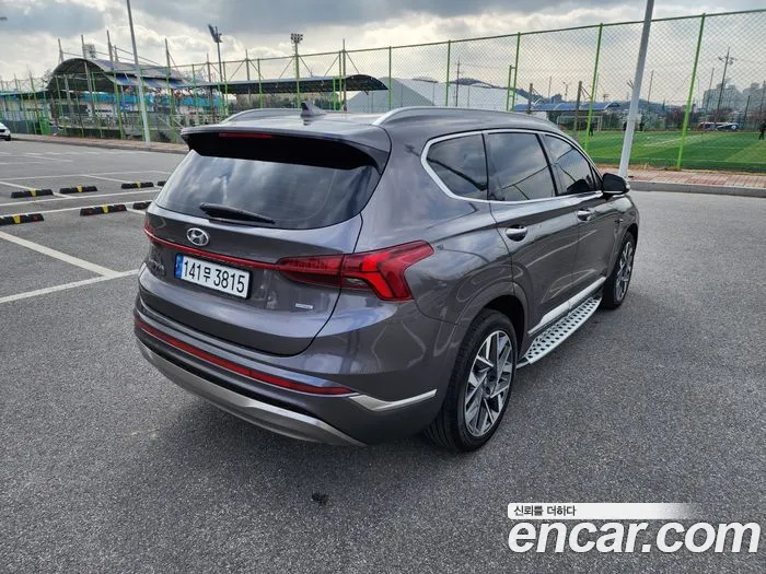 Hyundai Santa Fe 2022