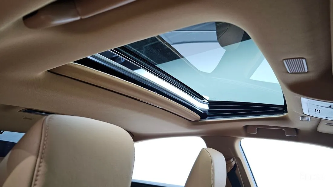 Lexus ES 2022