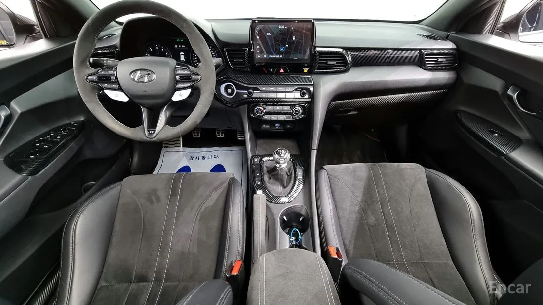 Hyundai Veloster 2022