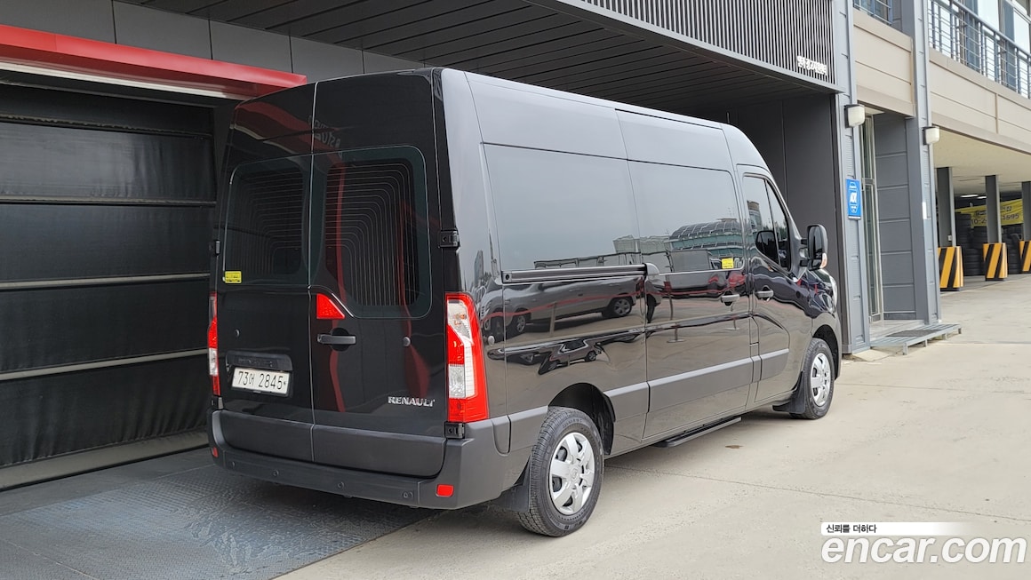 Renault Master 2021