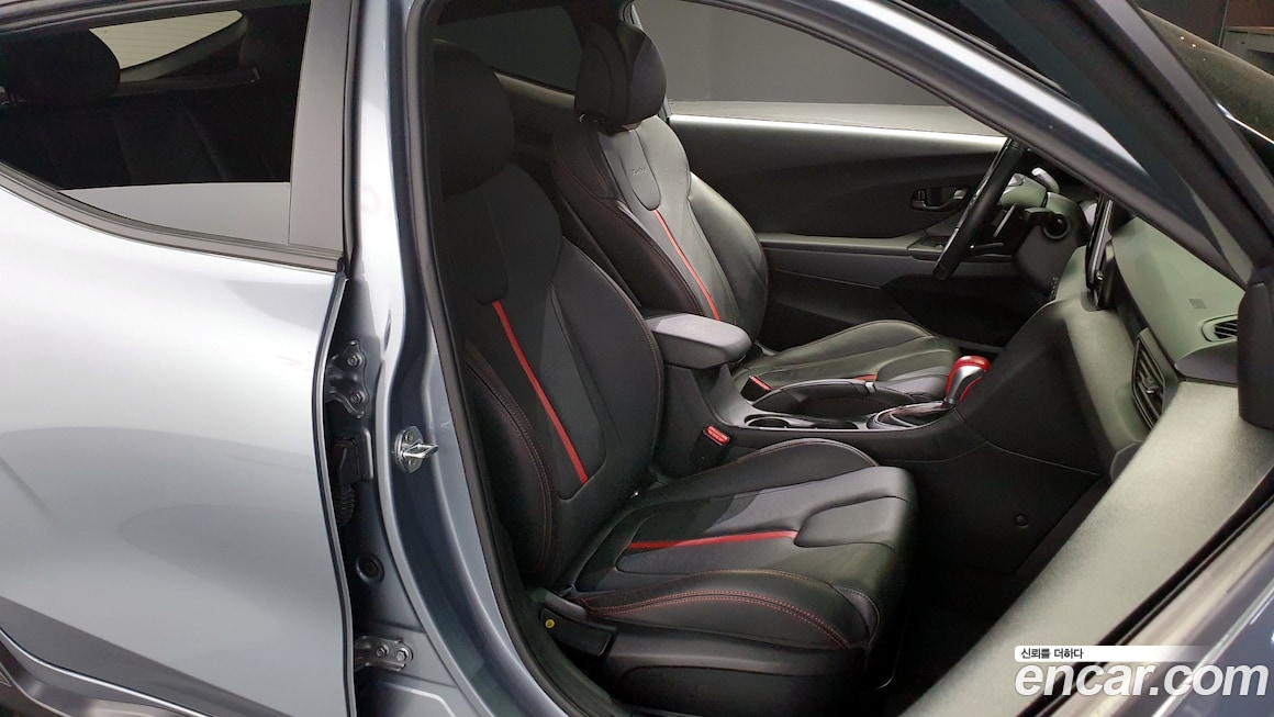 Hyundai Veloster 2020