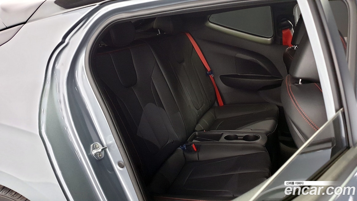 Hyundai Veloster 2020