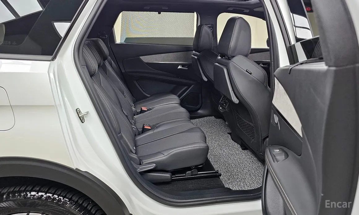 Peugeot 5008 2022