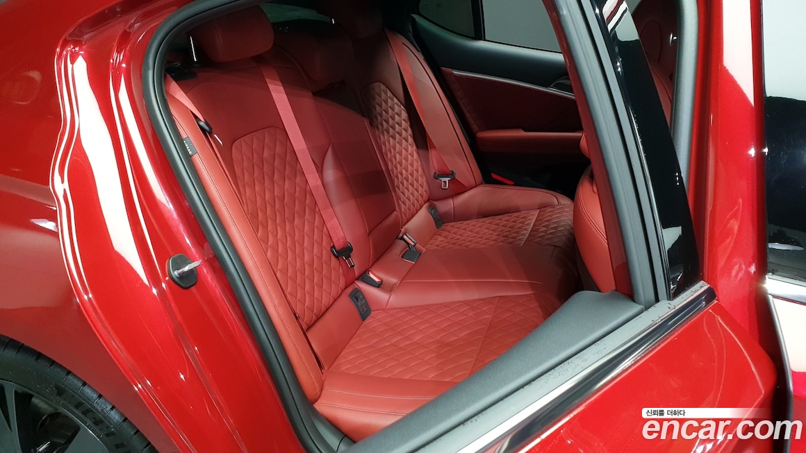 Genesis G70 2021