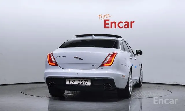 Jaguar XJ 2017