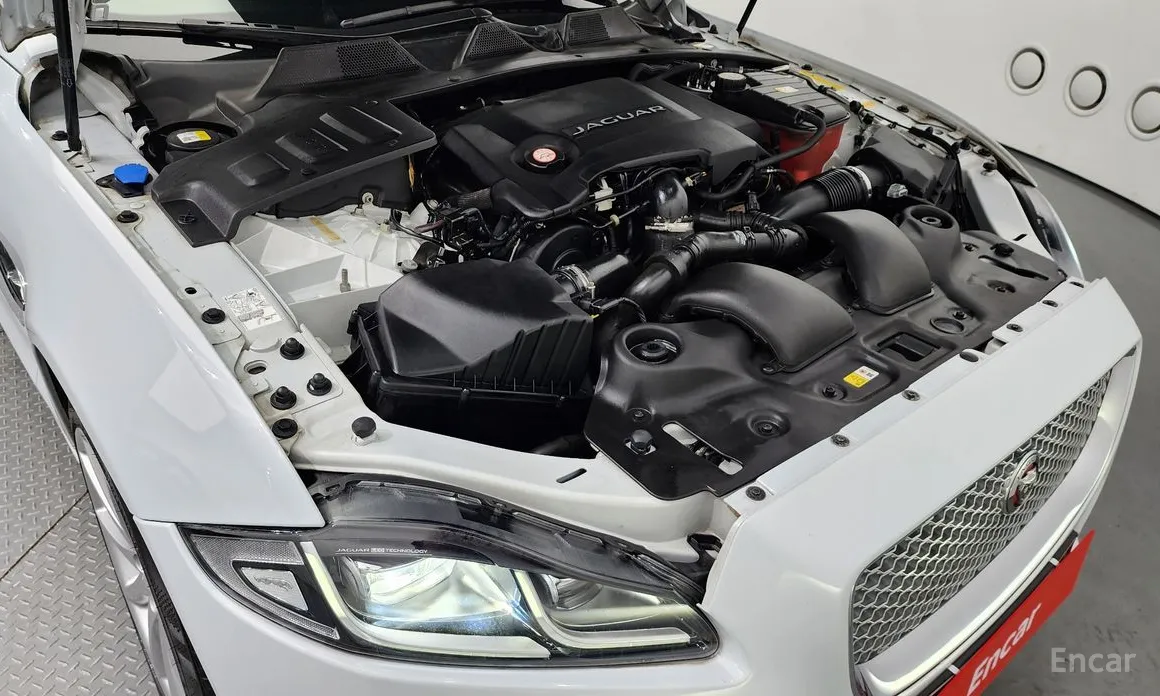 Jaguar XJ 2017
