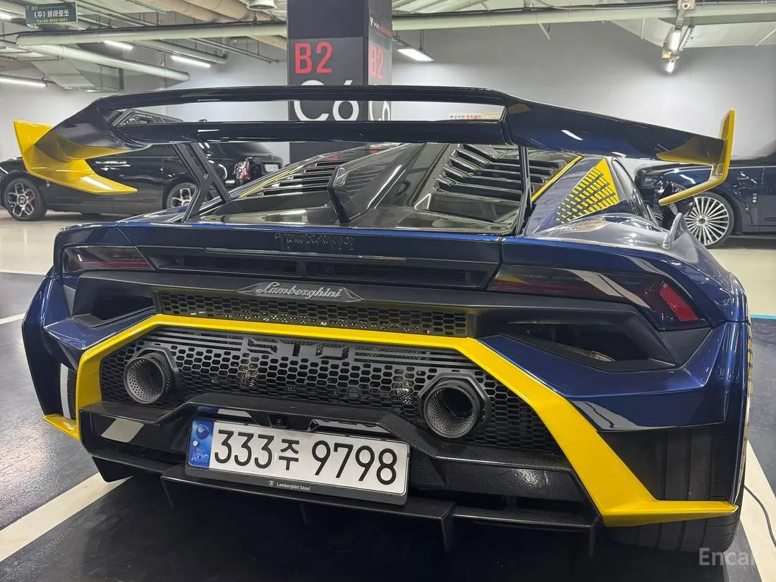Lamborghini Huracan 2022