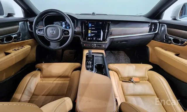 Volvo V90 Cross Country 2021