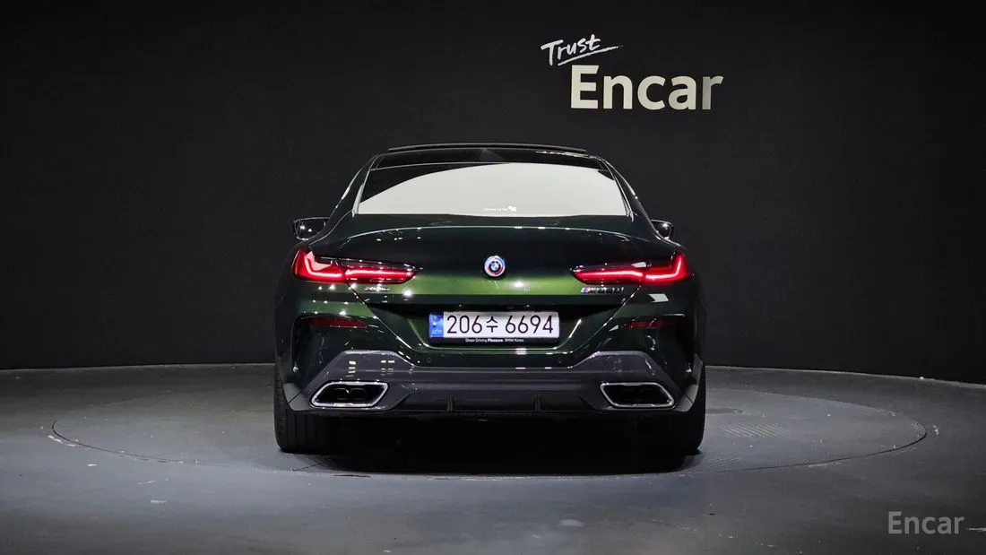 BMW 8 series 2023