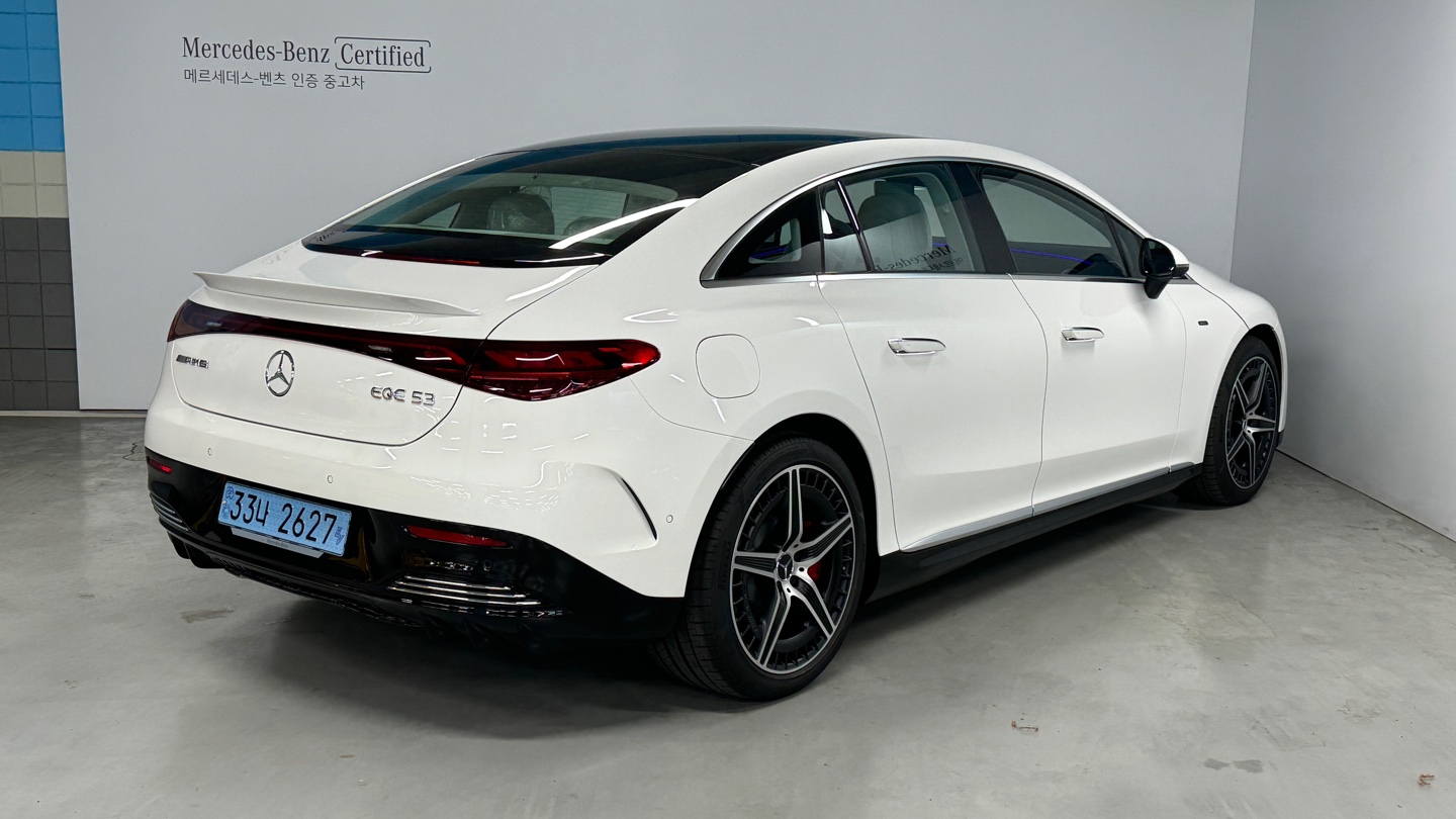 Mercedes EQE 2023