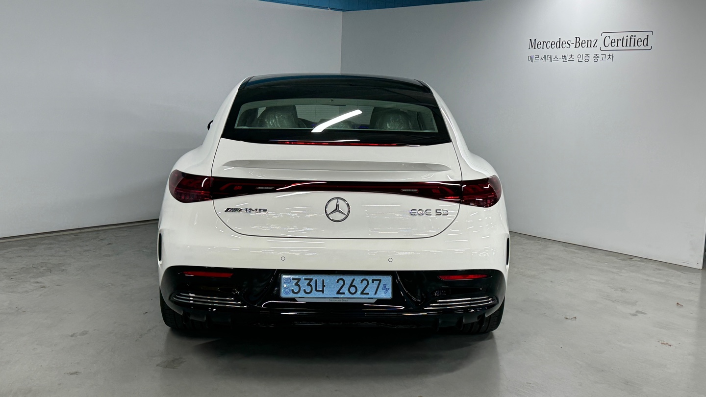 Mercedes EQE 2023