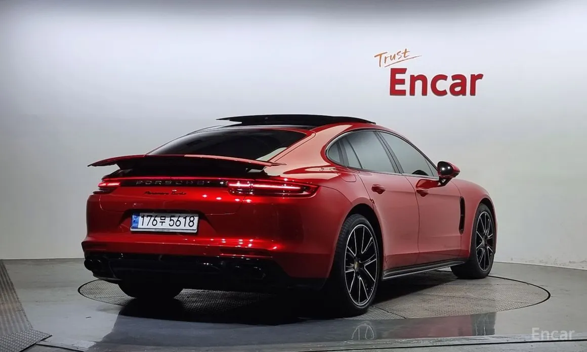 Porsche Panamera 2020