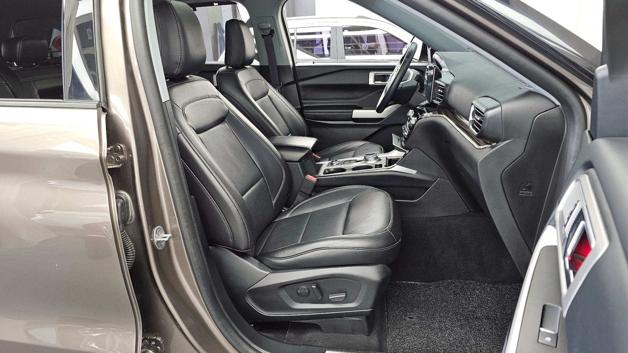 Ford Explorer 2021