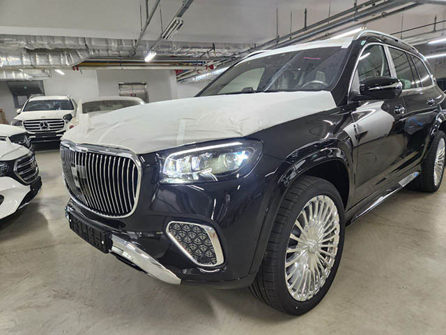 Mercedes GLS600 Maybach 2024