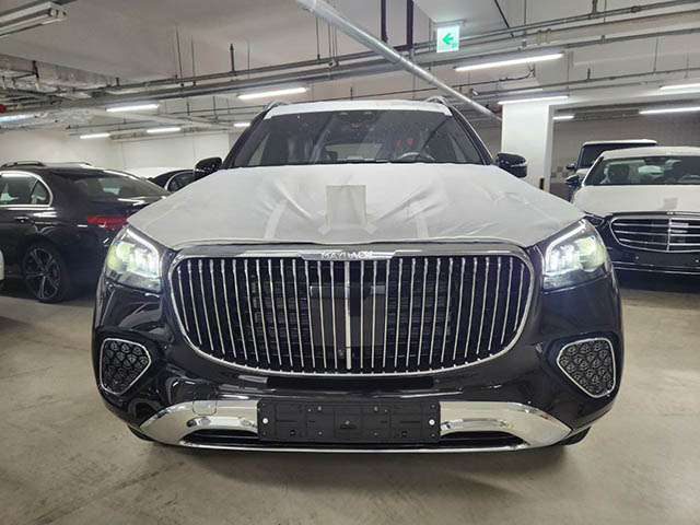 Mercedes GLS600 Maybach 2024