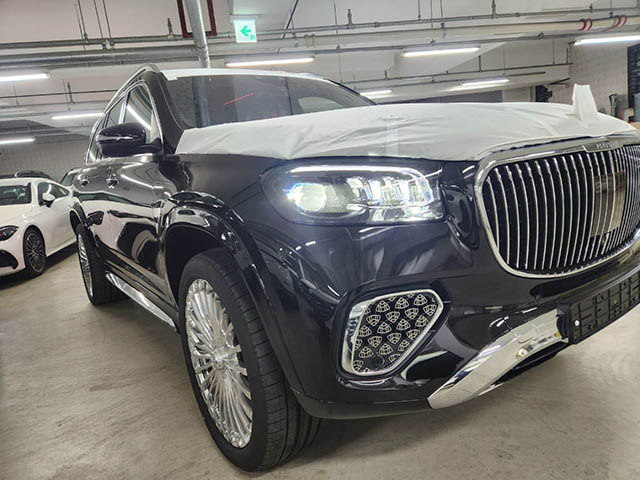 Mercedes GLS600 Maybach 2024
