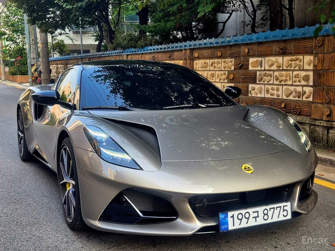 Lotus Emira 2024