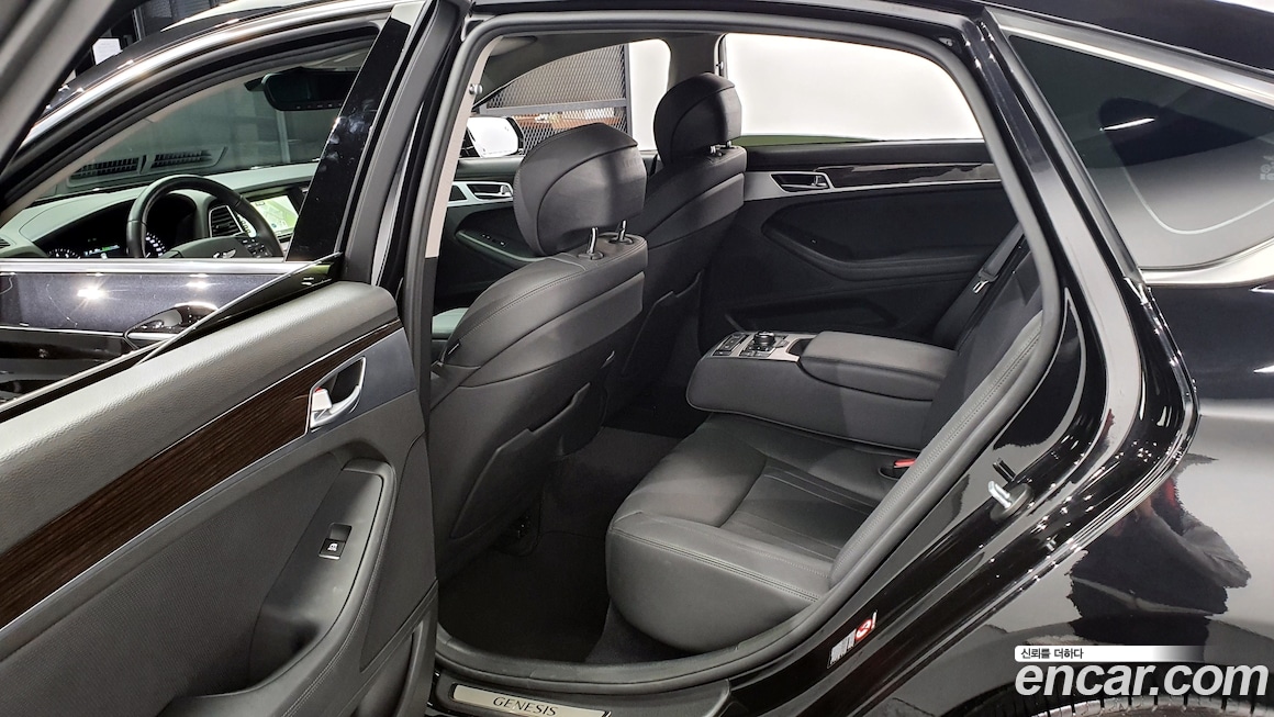 Genesis G80 2018