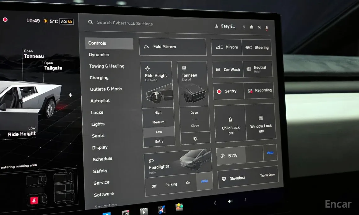 Tesla Cybertruck 2025