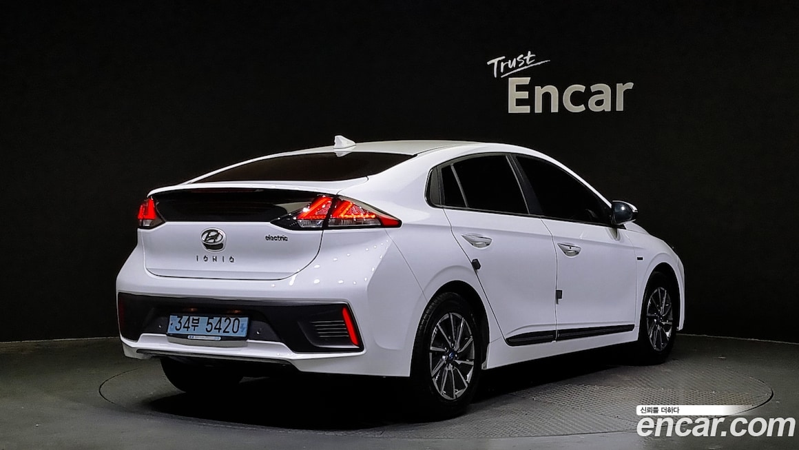 Hyundai IONIQ 2020