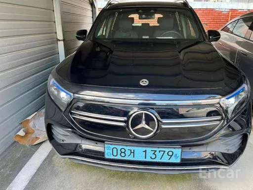 Mercedes EQB 2022