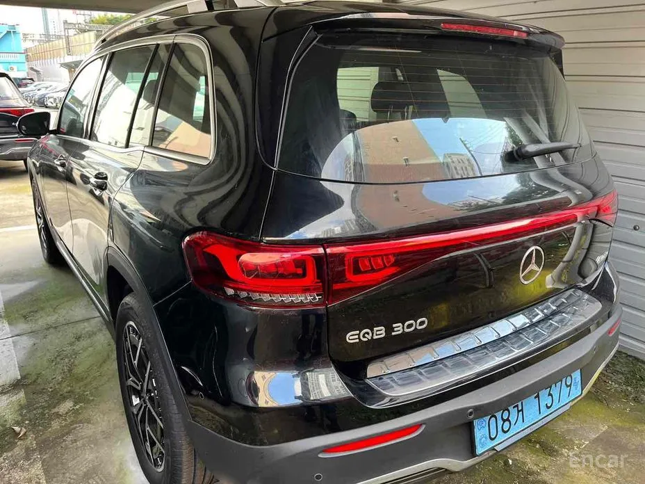Mercedes EQB 2022