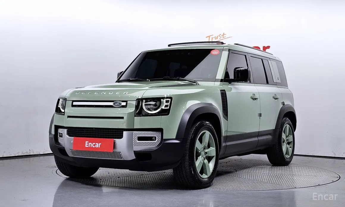 Land Rover Defender 2023