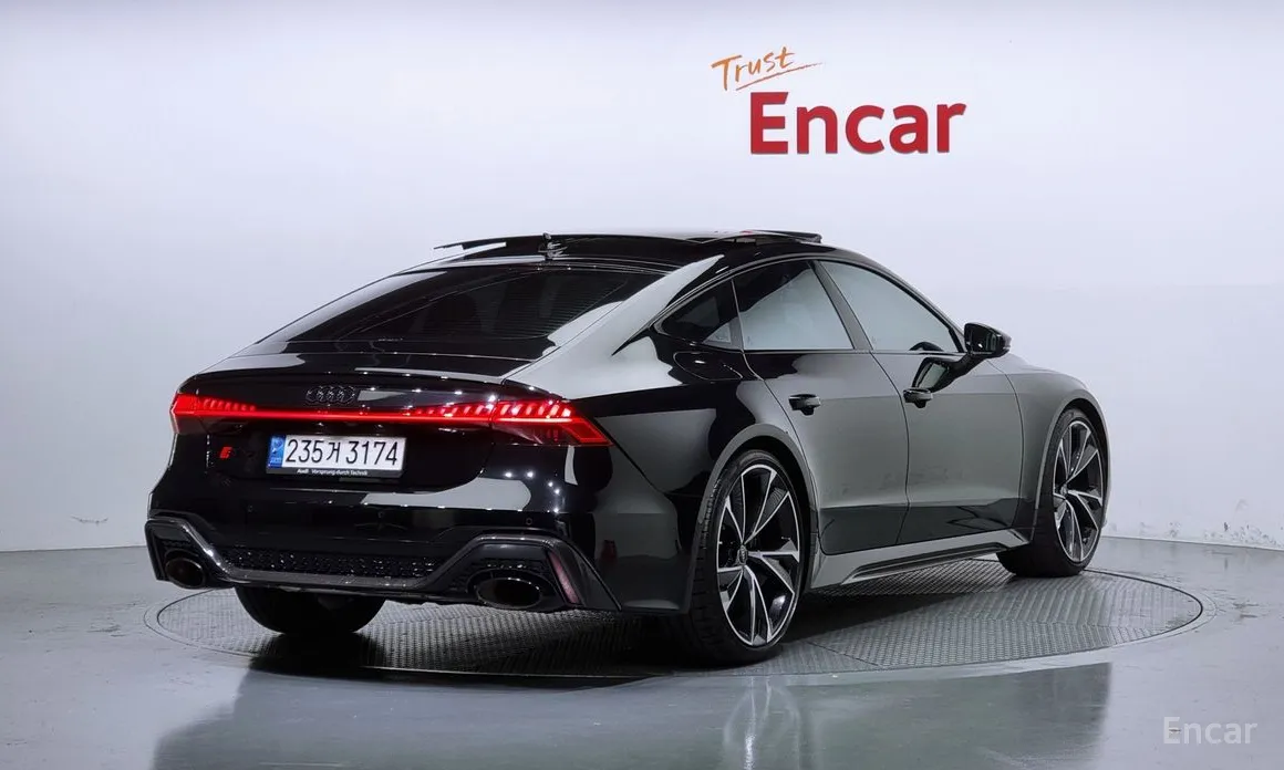 Audi RS7 2021