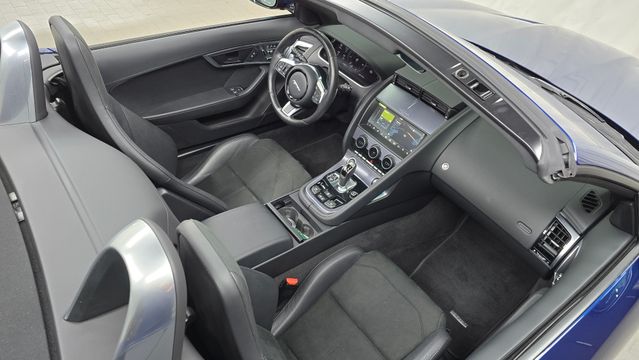 Jaguar F-Type 2021