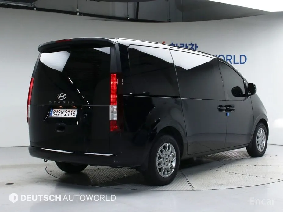 Hyundai Staria 2024