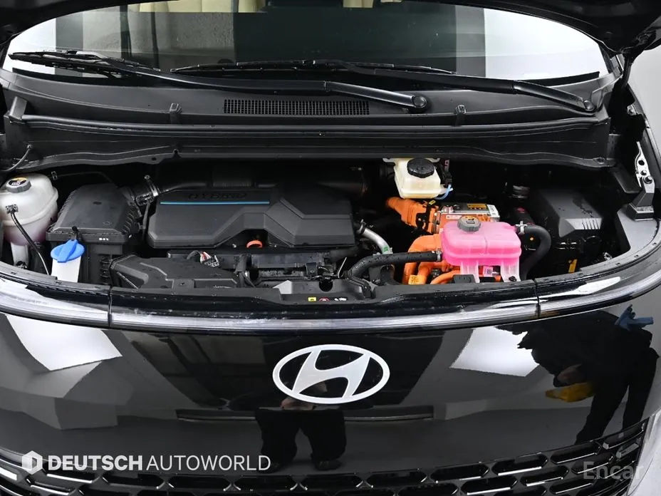 Hyundai Staria 2024