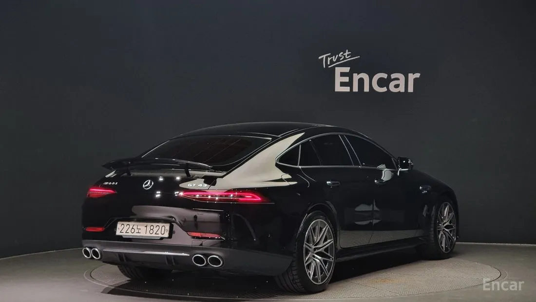 Mercedes AMG GT 2023