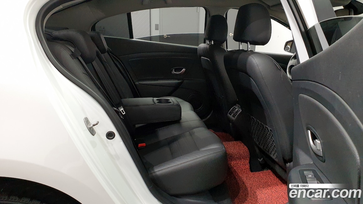 Renault SM3 2018