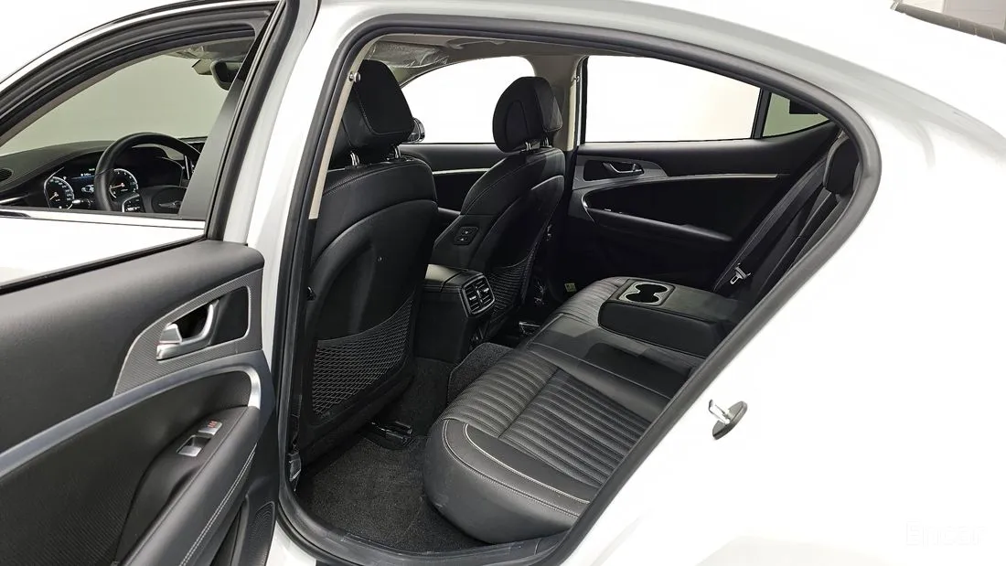 Genesis G70 2021