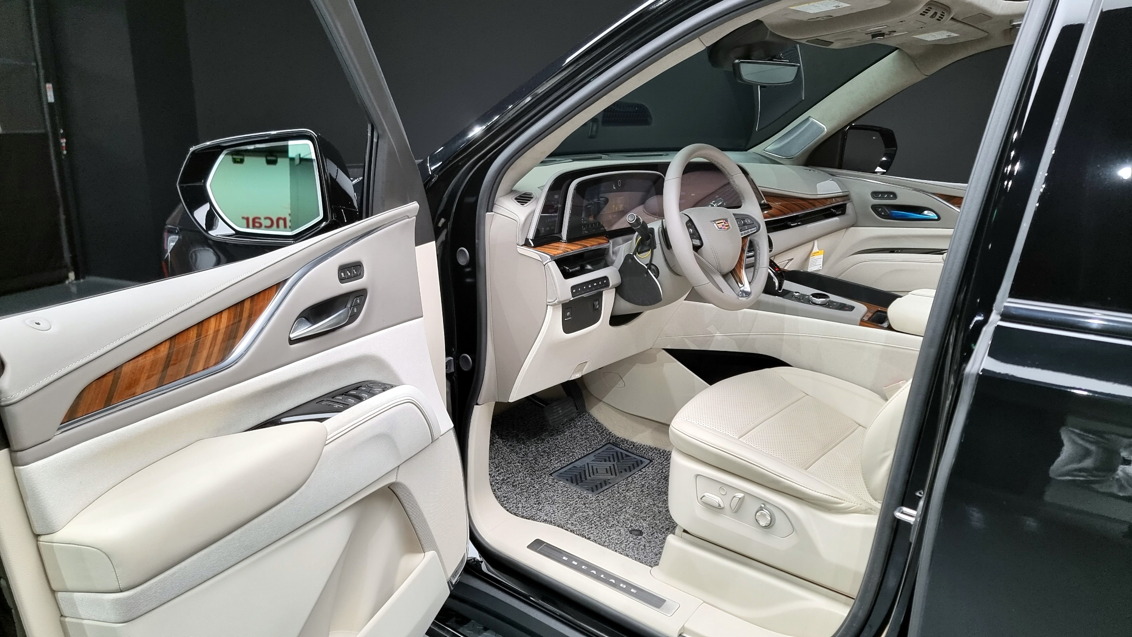 Cadillac Escalade 2024