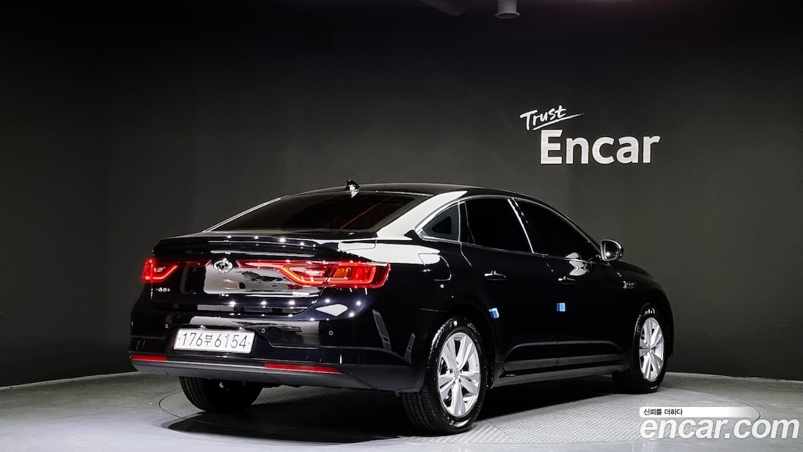 Renault SM6 2019