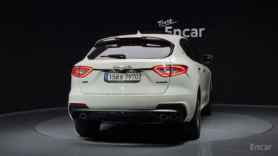 Maserati Levante 2021