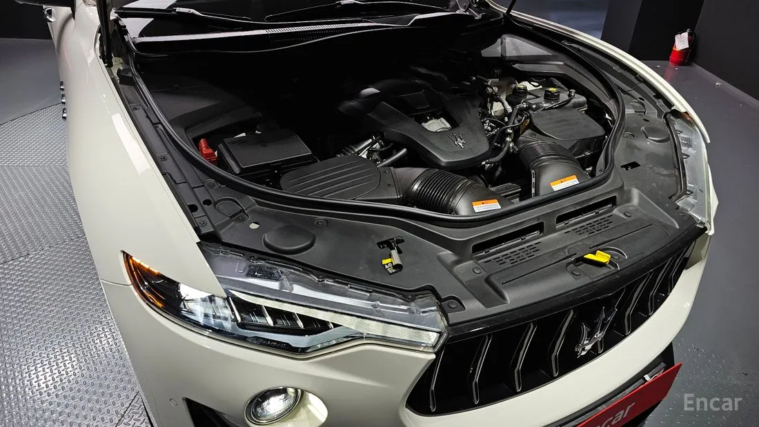 Maserati Levante 2021