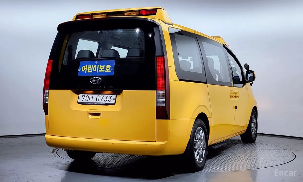 Hyundai Staria 2021
