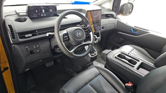 Hyundai Staria 2021