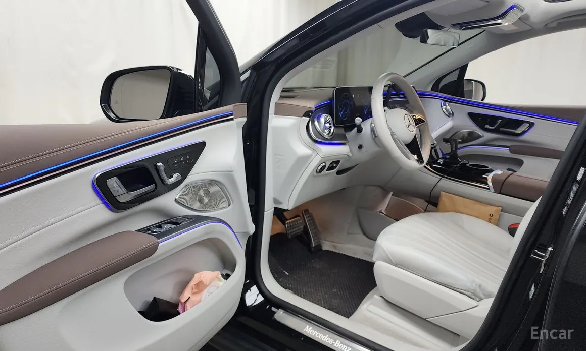 Mercedes EQS 2023