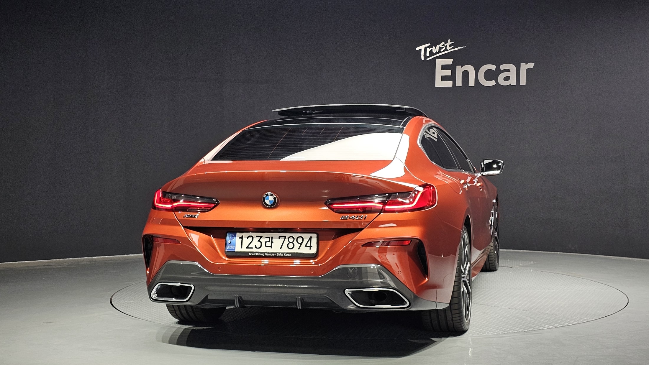 BMW 8 series 2021