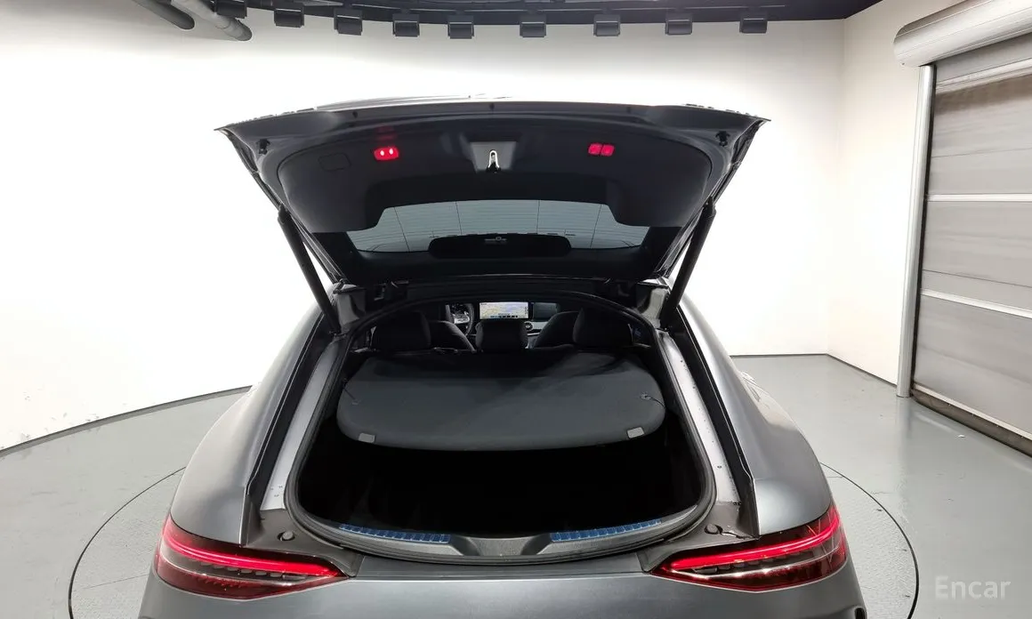Mercedes AMG GT 2021