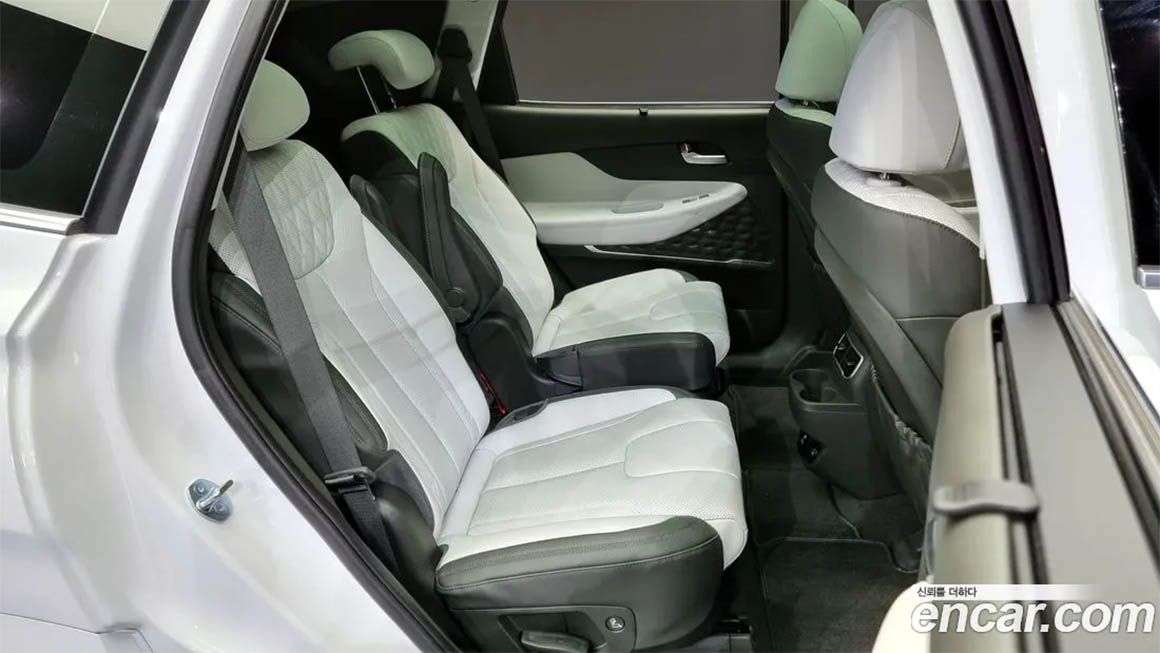 Hyundai Santa Fe 2023
