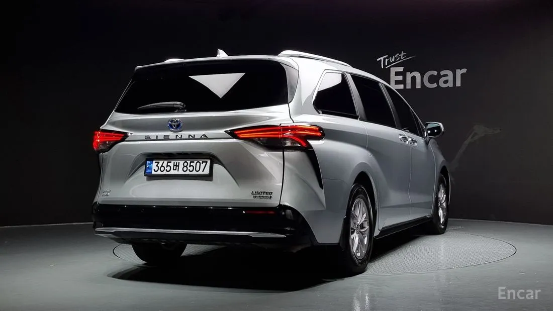 Toyota Sienna 2022