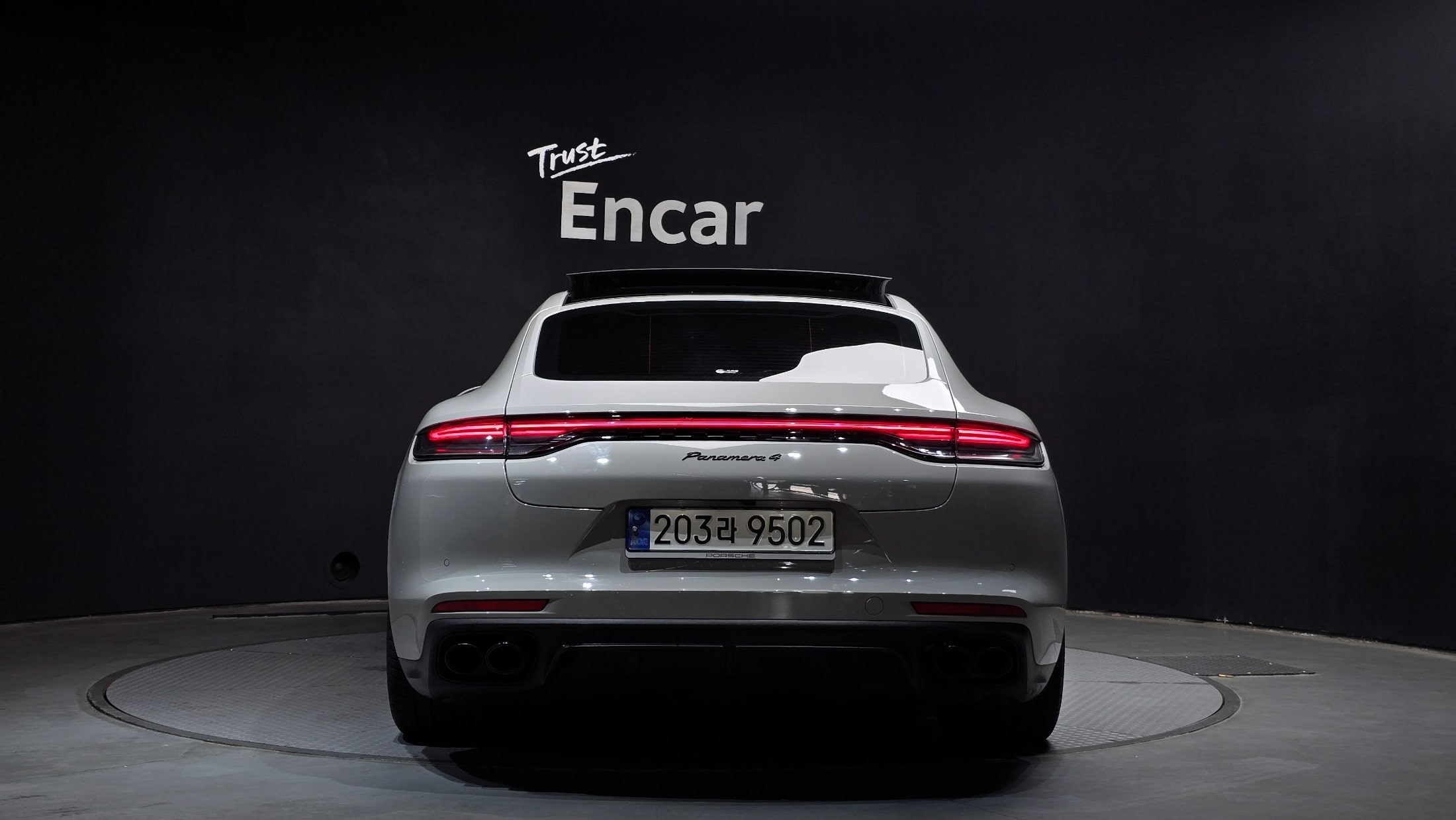 Porsche Panamera 2022